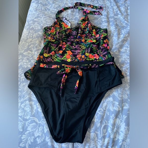 Floral tankini sz 14, 38DD - Picture 1 of 7